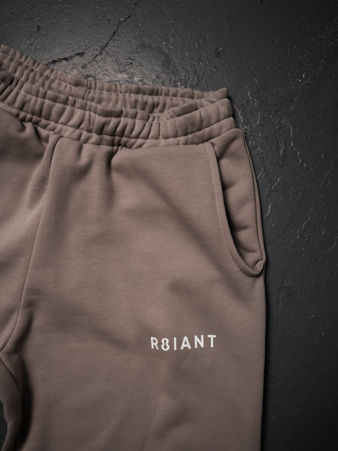 R8iant joggers