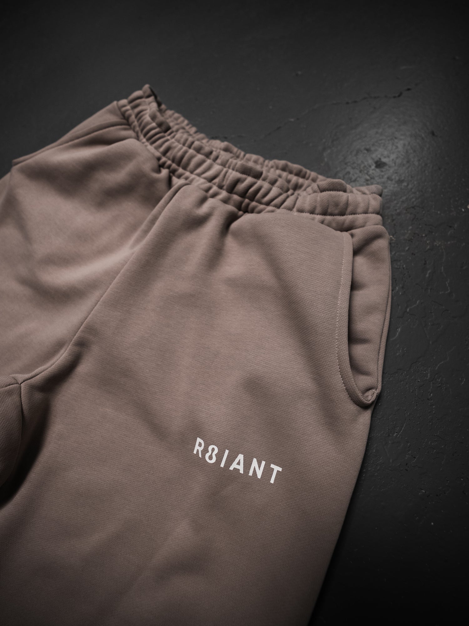 R8iant joggers